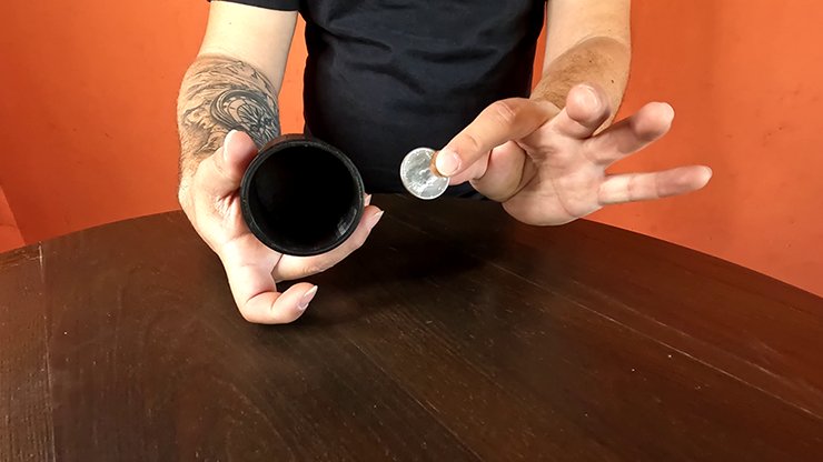 THE VASE (gimmicks and online instructions) by Alejandro Cruz Estepa - Trick - Piper Magic